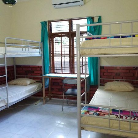 Szabrian Hostel Denpasar Dış mekan fotoğraf