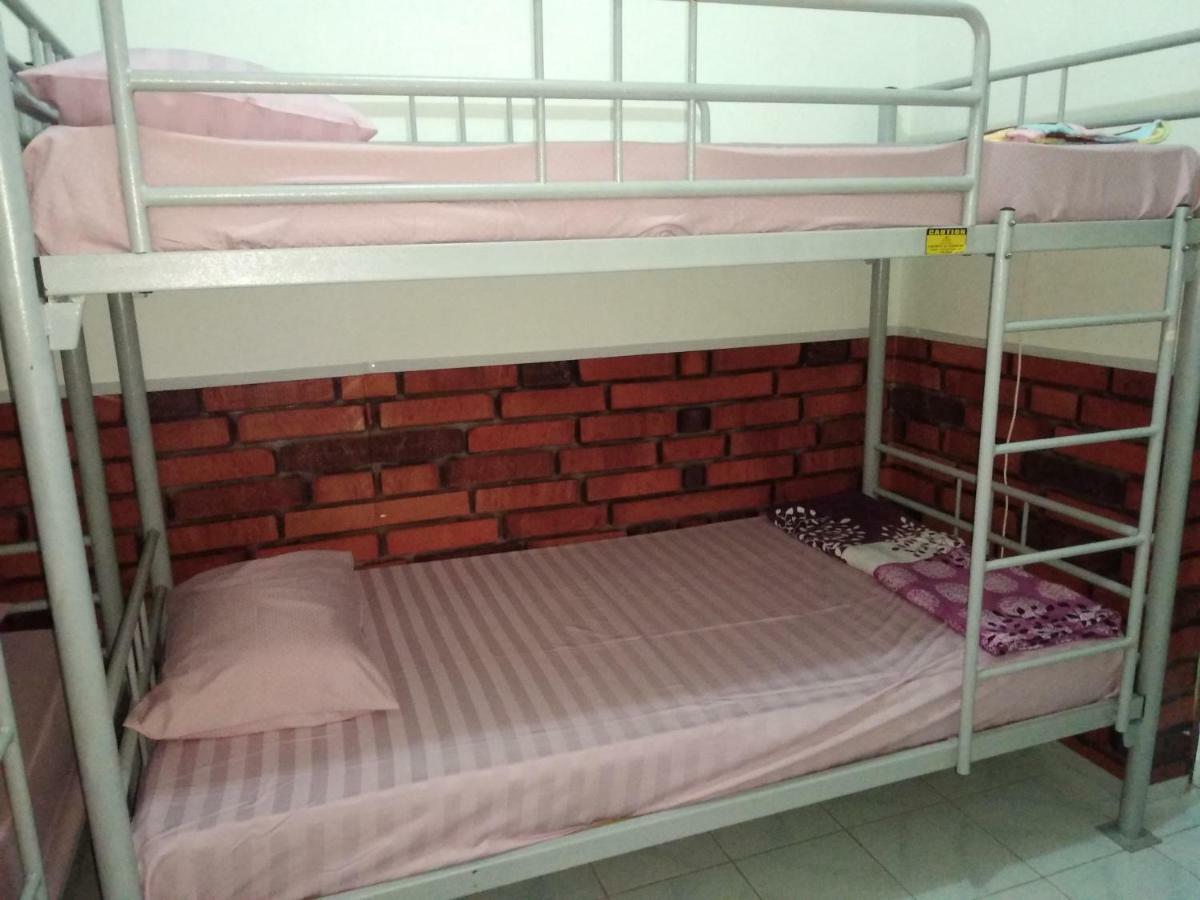 Szabrian Hostel Denpasar Dış mekan fotoğraf